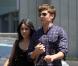 Vanessa Hudgens et son boyfriend Zac Efron se promènent en amoureux, et main dans la main, à Hollywood, il y a quelques jours.
