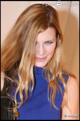 Elodie Frégé