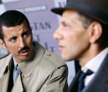 Une image du film Hors-la-loi avec Samir Guesmi et Roschdy Zem 