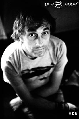 Yann Tiersen livrera le 4 octobre 2010 ses nouveaux récits de voyage sonores :  Dust Lane .