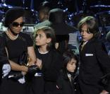 Janet Jackson et les trois enfants de son défunt frère : Paris, Prince et Blanket 