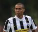 David Trezeguet : Après avoir renouvelé ses noces avec sa femme Béatrice... il plaque tout !