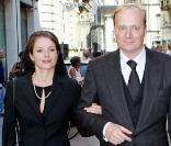 Les obsèques du prince Carlos Hugo de Bourbon-Parme, décédé le 18 août, se sont déroulées le 28 août à la basilique Santa Maria della Steccata. Le prince Carlos et sa femme Annemarie ont différé leur mariage religieux. 