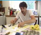 découvrez la recette de Thomas des hamburgers au boudin et aux pommmes