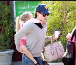Jennifer Garner, ses filles et sa mère 31 août 2010 à Brentwood