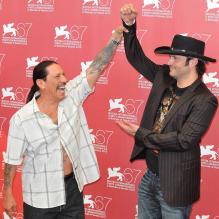 Danny Trejo et Robert Rodriguez, à l'occasion du photocall de <em>Machete</em>, présenté à la Mostra de Venise, le 1er septembre 2010.