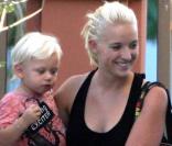 Le petit Zuma, fils de Gwen Stefani et Gavin Rossdale lors de la fête d'anniversaire de Romeo Beckham le 1er septembre 2010 à Los Angeles