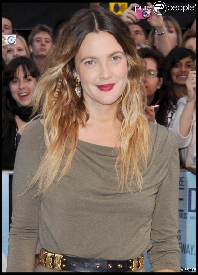 L'actrice américaine Drew Barrymore et son dégradé prononcé qui lui va à ravir ! 