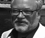 Michael Dennison nous a quittés le 2 septembre 2010, foudroyé par une rupture d'anévrisme, à l'âge de 58 ans.