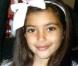Mais qui est donc cette adorable petite fille sage ?  