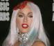 Aujourd'hui, Lady Gaga préfère les robes... en viande !  