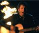 James Blunt livre une facette étonnamment hédoniste avec le single Stay the night, premier extrait de son album Some kind of trouble à paraître en novembre 2010.