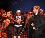 Michaël Youn et PZK pour le 17e gala Faire Face, à l'opéra d'Avignon, le 9 octobre 2010 