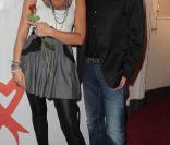 Vitaa et Bernard Montiel pour le 17e gala Faire Face, à l'opéra d'Avignon, le 9 octobre 2010 