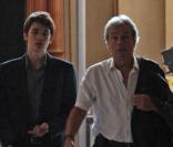Alain Delon sort du bureau de la juge des affaires familiales en  compagnie de son fils Alain-Fabien, dont il a obtenu la garde. Photos  exclusives.