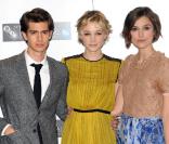 Andrew Garfield, Carey Mulligan et Keira Knightley pose pour le photocall de Never let me go, à Londres, le 13 octobre 2010