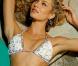 Candice Swanepoel pour Agua Bendita. 