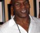 Mike Tyson signe des autographes à Las Vegas, le 16 octobre 2010