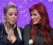 Stéphanie évoque le girl power avec sa copine Anne-K dans Secret Story 4