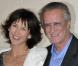 En couple depuis 2007 avec Sophie Marceau, Christophe Lambert ne tarit pas d'éloges au sujet de l'actrice. Tous les deux vivent une histoire " juste, simple, vraie ".