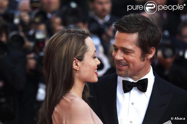 Face aux nombreuses rumeurs de rupture, Brad Pitt affirme son amour à Angelina Jolie :" Je suis amoureux et j'ai la plus belle des familles... Que demander de plus ? Je suis l'homme le plus heureux de la terre ."