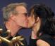 En couple depuis 2007 avec Sophie Marceau, Christophe Lambert ne tarit pas d'éloges au sujet de l'actrice. Tous les deux vivent une histoire " juste, simple, vraie ".