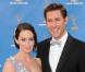 " C'est une fille formidable. Tellement de gens disent 'Vous savez lorsque c'est la bonne'. Et c'est vrai ." Sur la scène des Emmy Awards, John Krasinski a rendu hommage à la femme de sa vie, Emily Blunt.