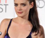 Roxane Mesquida lors de la projection du film The king's Speech lors de l'AFI Fest en novembre 2010