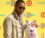 Cuba Gooding Jr. lors de la journée de la famille au Salon de l'art et de la création à  Santa Monica en soutien à Express Yourself 2010 pour améliorer la vie  des enfants par l'éducation artistique le 7 novembre 2010