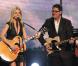 Gwyneth Paltrow faisait ses grands débuts de chanteuse lors de la cérémonie des CMA Awards, à Nashville, le 10 novembre 2010. Elle y a interprété  Country strong , single titre de son prochain film.