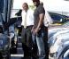 50 Cent est à Los Angeles pour se trouver une jolie voiture... une lamborghini serait une bonne idée (4 novembre 2010)