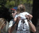 Charlie Sheen en famille avec ses filles et sa nouvelle compagne