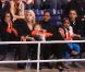 Le président des Etats-Unis Barack Obama, sa belle-mère Marian Robinson, sa femme Michelle Obama et leurs filles Malia et Sasha lors d'un match de basket le 27 novembre 2010 à Washington DC