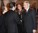 La 10e édition du Festival International du Film de Marrakech (FIFM) s'est ouverte avec magnificence vendredi 3 décembre 2010. Les couples ont notamment été éblouissants. Sidney Toledano et sa femme Katia accueillis par le prince Moulay. 