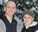 Zara Phillips et son fiancé Mike Tindall prennent ka pose dans leur domicile du Gloucestershire après avoir annoncé leur futur mariage le 21 décembre 2010