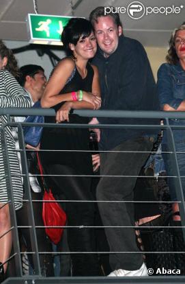 Lily Allen et son compagnon Sam Cooper à Londres en octobre 2009 