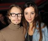 Lorànt Deutsch et sa femme Marie-Julie Baup en novembre 2009. 