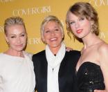 Portia de Rossi, Taylor Swift et Ellen Degeneres à la cérémonie anniversaire de Cover Girl à Los Angeles, le 5 janvier 2011.