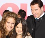 John Travolta et Kelly Preston et leur fille Ella Bleu <br />