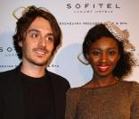 Inna Modja et un ami lors de la soirée de lancement de l'hôtel Sofitel Essaouira Mogador Golf & Spa le 24 janvier au Pavillon Elysée Lenôtre