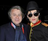 Maître Gilbert Collard et le sosie de Michael Jackson à la générale du spectacle Thriller Live au Zénith de Paris le 26 janvier 2011