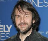 Peter Jackson opéré d'urgence. Le tournage de  Bilbo Le Hobbit  décalé de quelques jours...