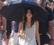 Selena Gomez tourne son clip sur la plage avec entourée d'une foule de jeunes filles à Los Angeles le 13 février 2011  