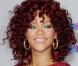 Rihanna : le rouge version bouclé c'est en novembre 2010 !  