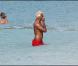 Satya Oblet et sa chérie à la plage à St Barth, le 10 février 2011