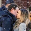 Sarah Jessica Parker : Un baiser fougueux et passionné sous la neige !