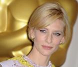 Cate Blanchett lors de la cérémonie des Oscars le 27 février 2011 à Los Angeles