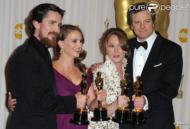 Christian Bale, Natalie Portman, Melissa Leo et Colin Firth lors de la cérémonie des Oscars le 27 février 2011 à Los Angeles
