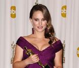 Natalie Portman (Oscar de la meilleure actrice pour Black Swan) lors de la cérémonie des Oscars le 27 février 2011 à Los Angeles