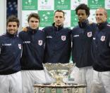 Le 28 février, dans les colonnes de  L'Equipe , Gilles Simon se livre à une mise au point musclée concernant ses participations en équipe de France et ses relations avec le capitaine Guy Forget.